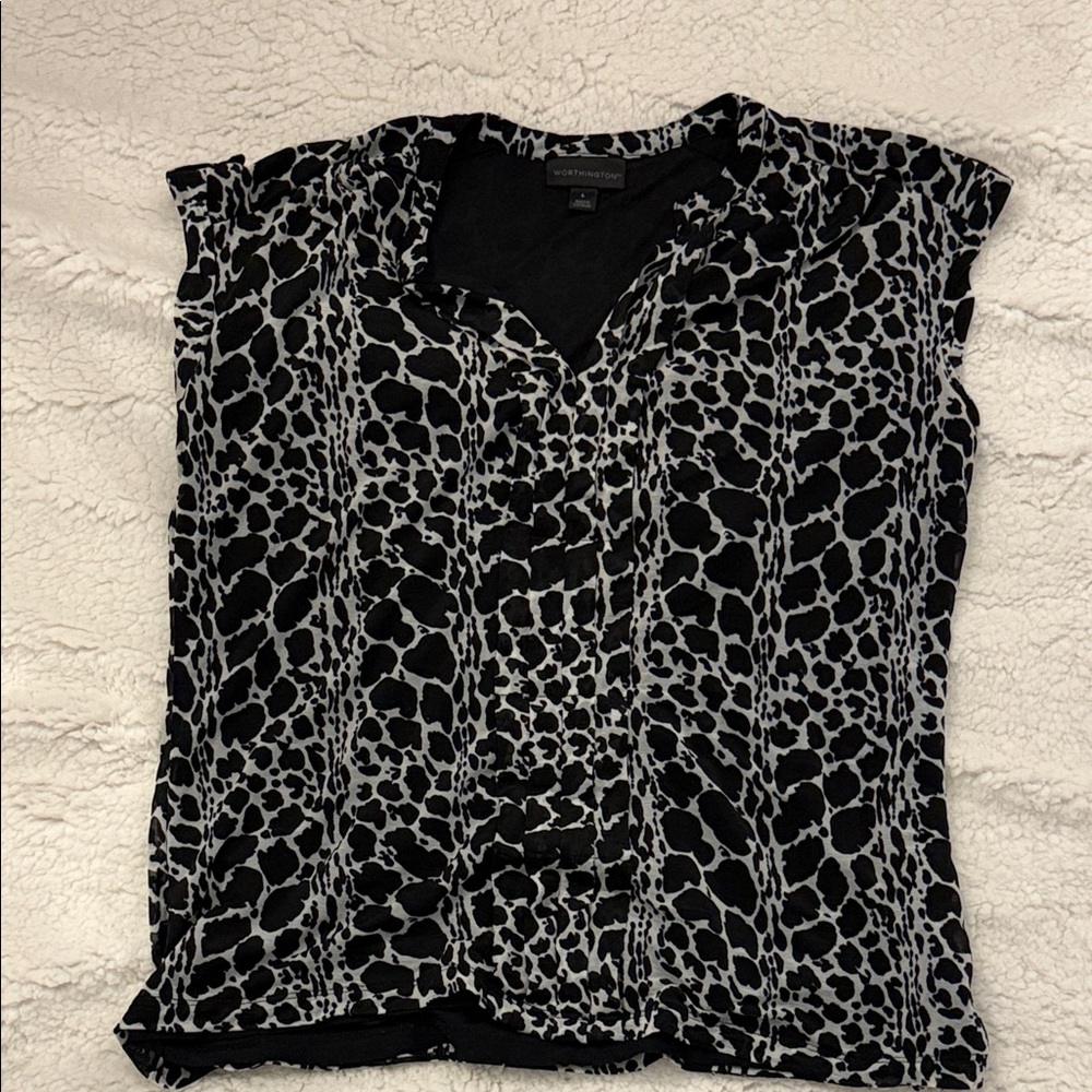 Worthington Monochrome Patterned Blouse